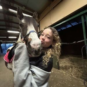 Meet your Posher, Gigi